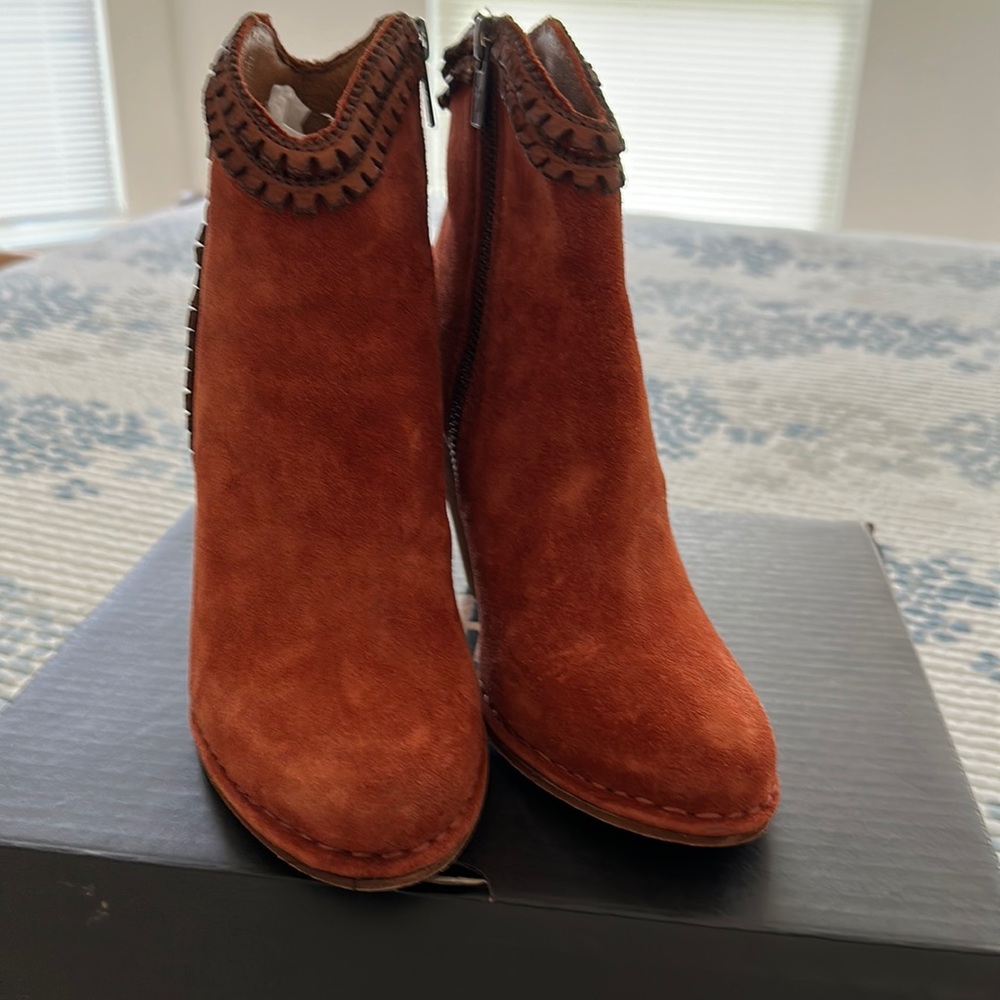 Frye Madeline trim short boots